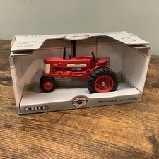 ERTL 1956 McCormick FARMALL