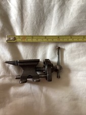 Vintage Small Vice 4”