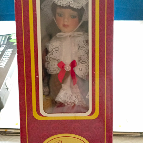 Browwen dolls maureen thomas - browwen,