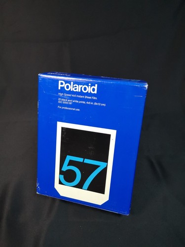 Polaroid type large - 57,