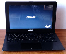 ASUS X200M Red Notebook  /