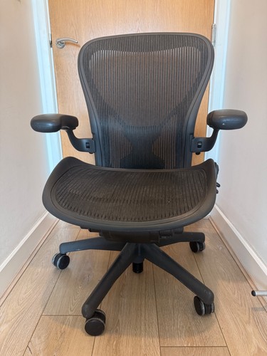 Herman miller aeron classic - herman,
