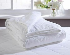 D&P Co 2.5 TOG DUVET 100%
