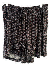 TU black floral Shorts size 18