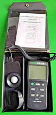ISO-TECH 1335 LIGHT METER LUX-1335 RS 442-0357