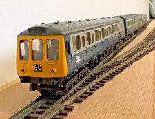 LIMA OO CLASS 117 DMU 3 CAR