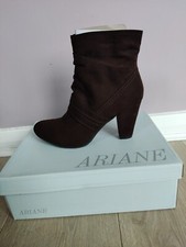 Deichmann Ariane Dark