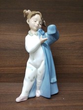 NAO "Girl In A Dressing Gown"