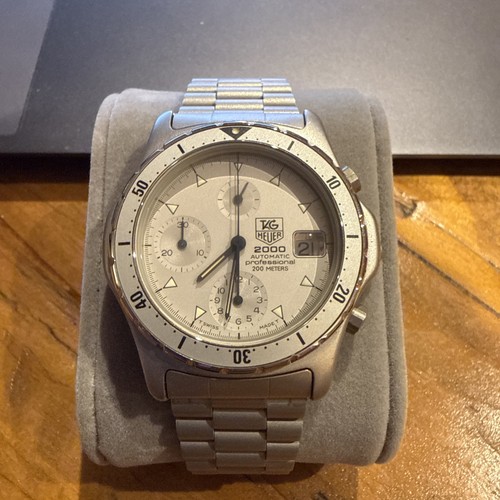 Tag heuer professional - heuer, 2000