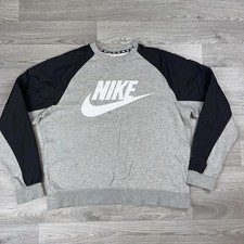 Nike Grey & Black Logo Crewneck Sweatshirt – Size M