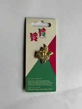 Rare London 2012 Gold Olympic Torch Relay Pin Badge
