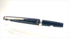 Pilot Elite Pocket Fountain Pen 18K Script Nib Black & Gold Japan 1970s