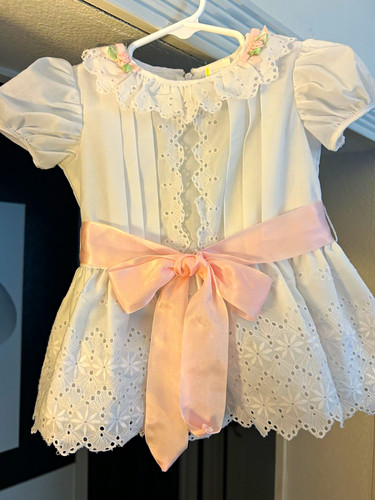 Vintage white lace - &, flare