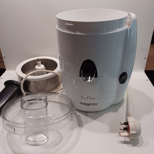Magimix duo juicer working - magimix,