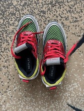 Replay Trainers Women Size 5