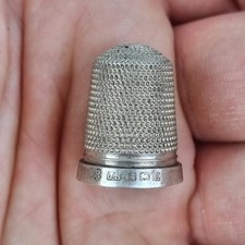 Antique solid silver thimble - solid,