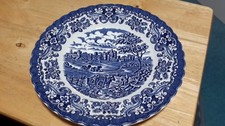 HOSTESS TABLEWARE.OLDE COUNTRY