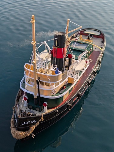 Scale model lady jan tug - 1:32,