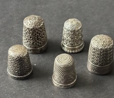 5x Antique & Vintage Solid Silver Hm Silver  Thimbles Good Condition 26.6 Grams