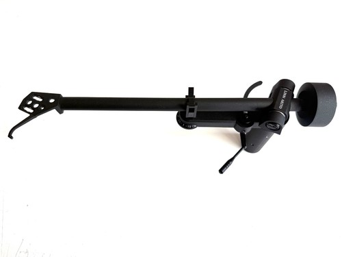 Linn akito tonearm in - linn, 3b