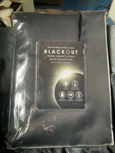 Black blackout pencil - , pleat