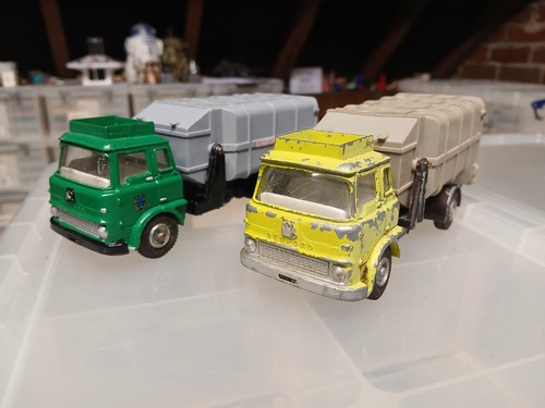 Dinky toys bedford tk - dinky,