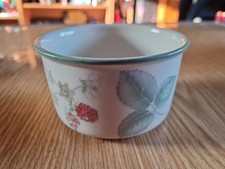 Raspberry Cane Wedgwood