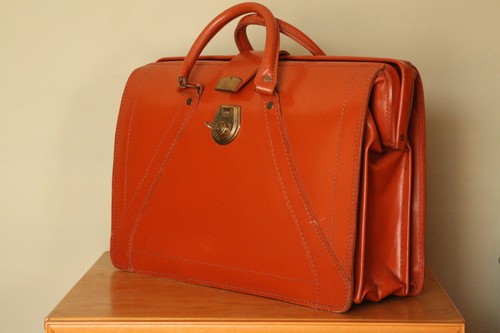 Vintage expandable leather - vintage,
