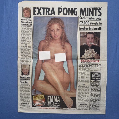 Page clipping the sun - clipping,