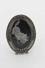 Mini Framed Knit Crochet Kitten 3"