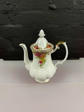 Royal Albert Old Country Roses
