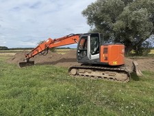 Hitachi ZX135-3 Excavator / Digger blade 