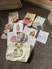 5 Hot Cross / Currant Buns