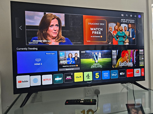 Smart uhd 43 inchi - uhd,,