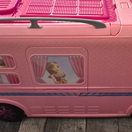 Barbie pink camper van - pink,