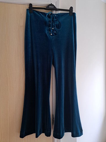 The hippie shake 1970s style - hippie,