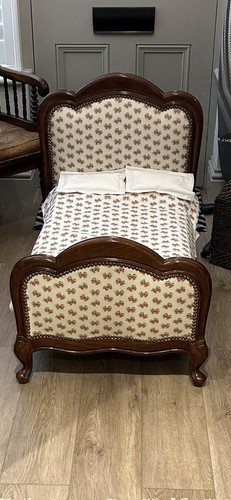 Vintage furniture artisan - vintage,