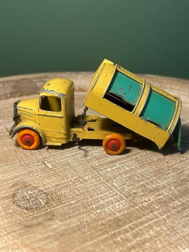 Vintage dinky toys - dinky,