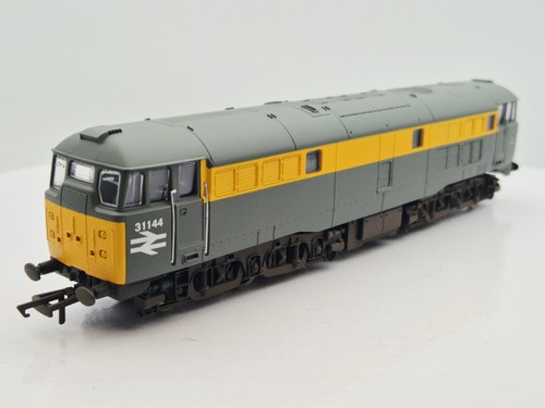 Hornby r3275 class - class, 31
