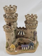 David Winter Cottages King