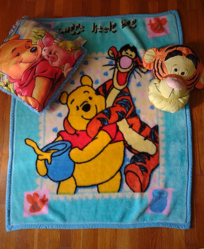 Vintage winnie the pooh - winnie,