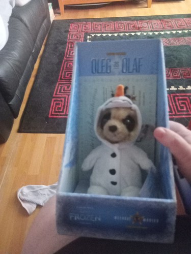 Boxed collectable meerkat - boxed,