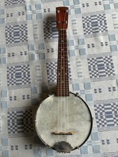 4 string banjo ukulele.