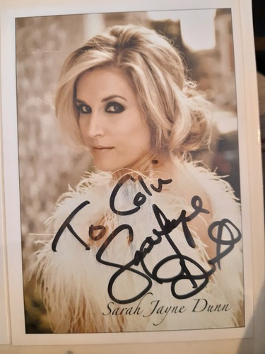 Sarah jane dunn signed - sarah, photo