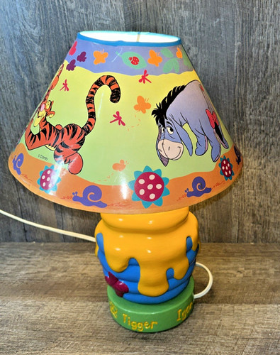 Winnie the pooh - winnie,