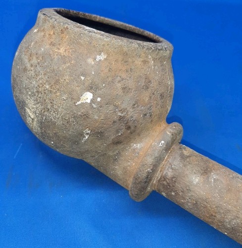 Vintage cast iron well water - cast,
