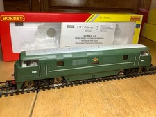 Hornby R3491 BR Green Class 42 Warship Diesel Loco D805 Benbow DCC Fitted