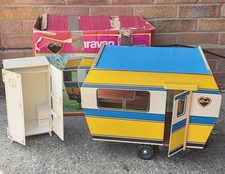 Sindy Dolls Caravan Pedigree Vintage 1970s Wooden In Box + Wardrobe Bundle