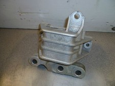 Vauxhall Signum 2.2 Z22YH 2001 2005 OS DRIVERS SIDE ENGINE MOUNT