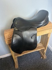 Ideal Jump Saddle 17inch